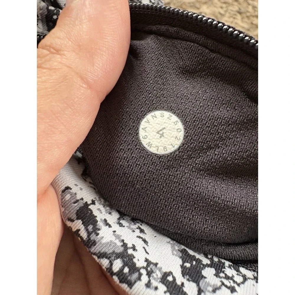 Lululemon Pace Rival Crop *22